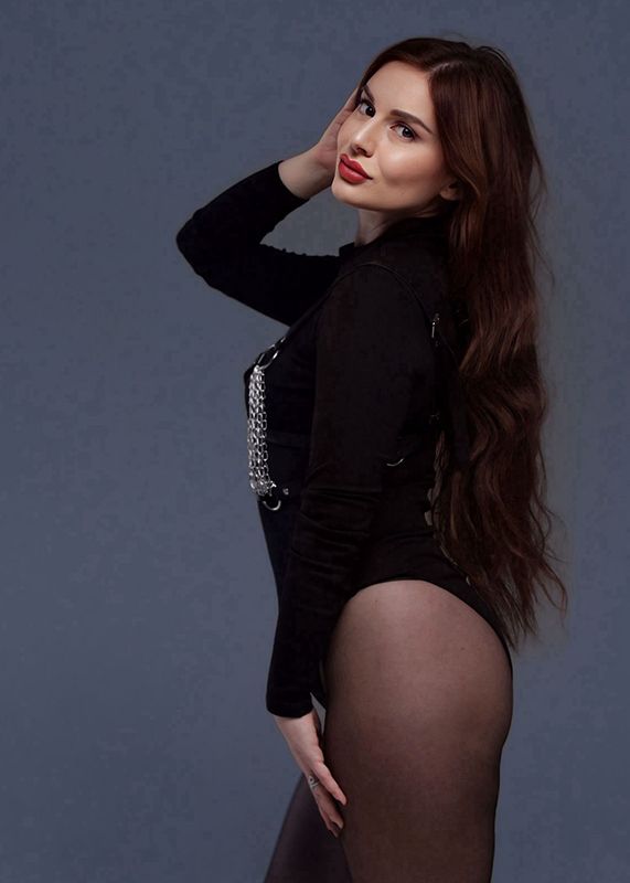 Lola_24